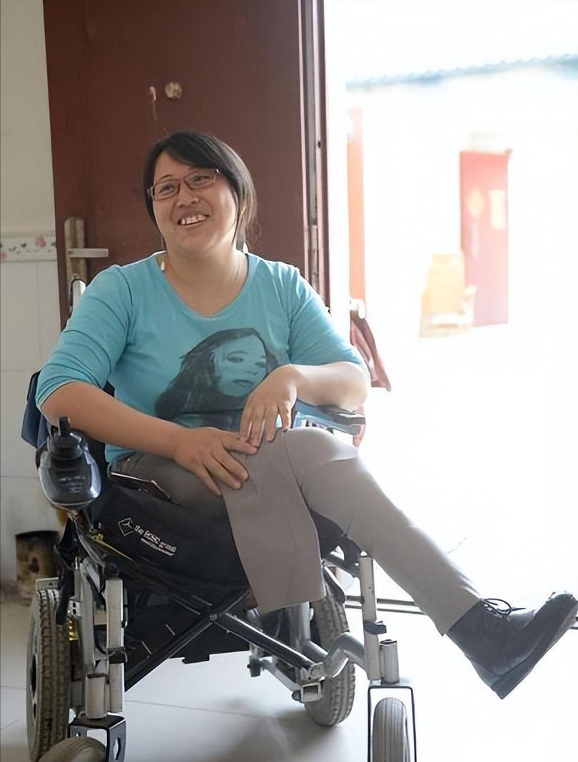 汶川地震女孩魏玲,2008汶川地震女孩魏玲