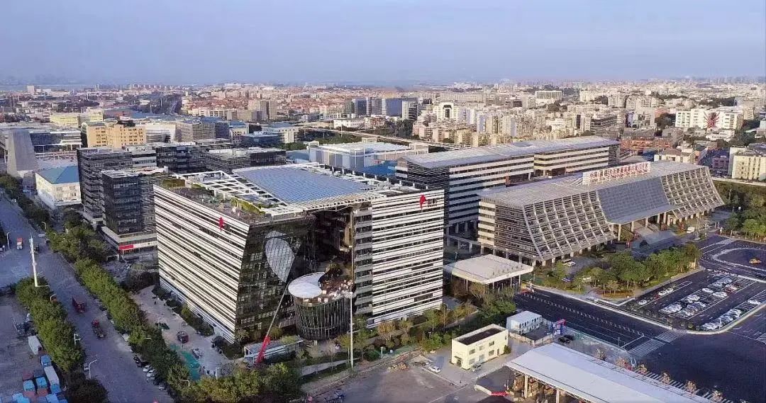 地产龙头业绩,国企和央企的地产龙头第一名