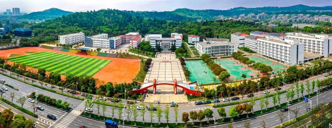 南京宇通实验学校2018,南京宇通实验学校是什么样的学校