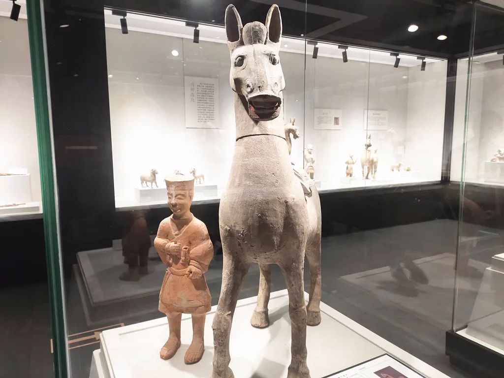 石湾陶瓷博物馆南国陶都的发展史,石湾陶瓷博物馆藏品