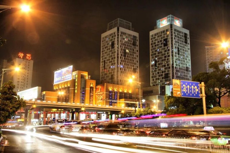 平和堂东塘店为何长虹15年?一起揭秘东塘商圈流量密码