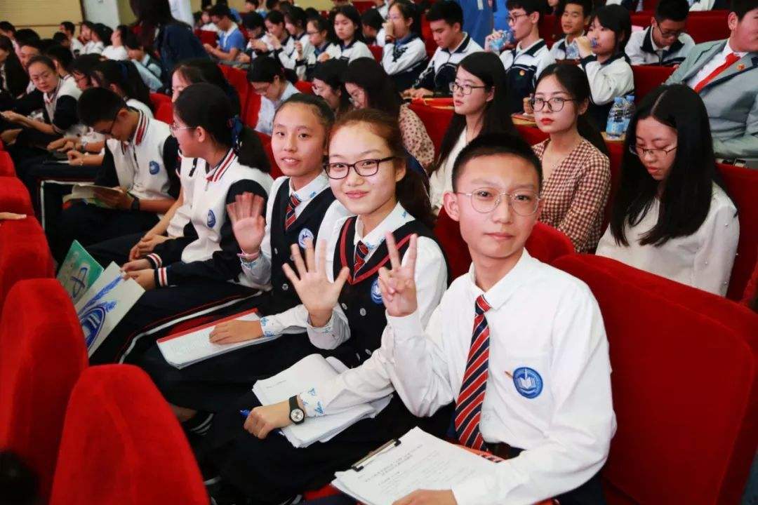 晨光文具三姐弟创业,晨光文具三姐弟