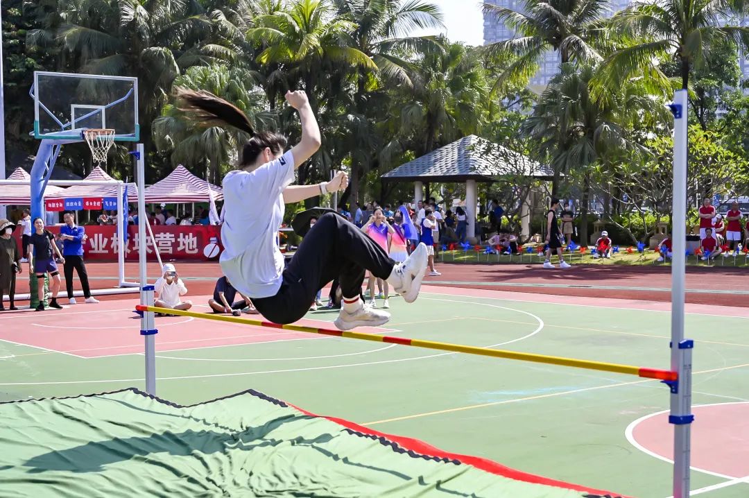 五冠六亚八季军！一起来看看华发教育健儿的风采