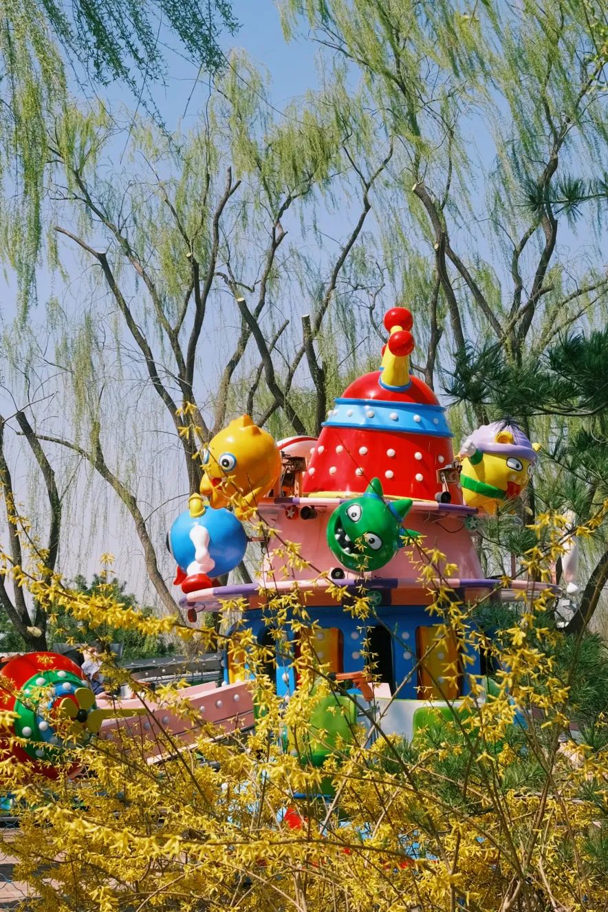 石景山首钢园骑行,春天石景山赏花