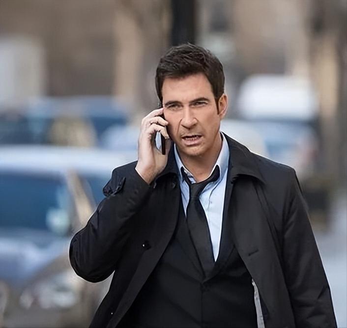 神秘反抗者的笑脸背后，究竟隐藏着怎样的政治思考？