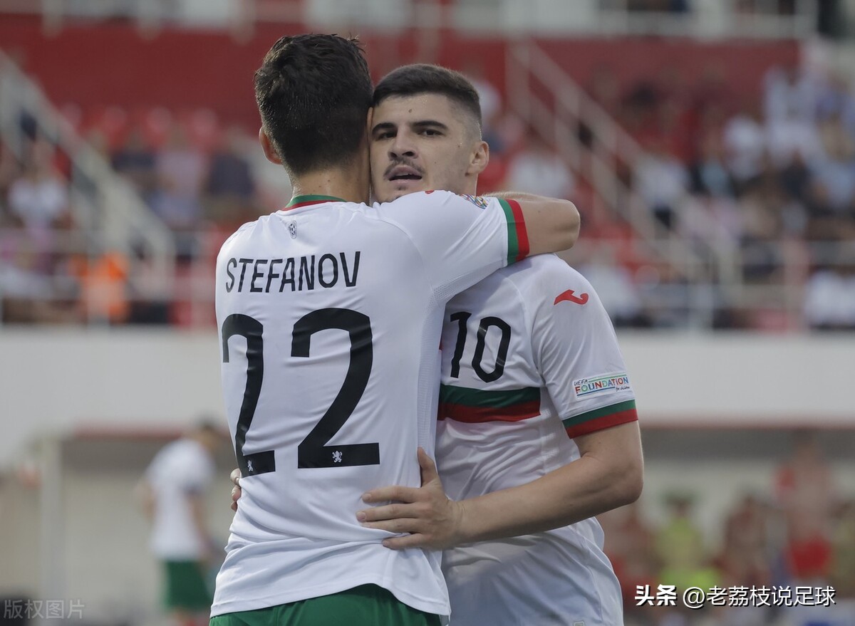 足彩英格兰对匈利牙比分,2042决赛葡萄牙vs法国全场回放