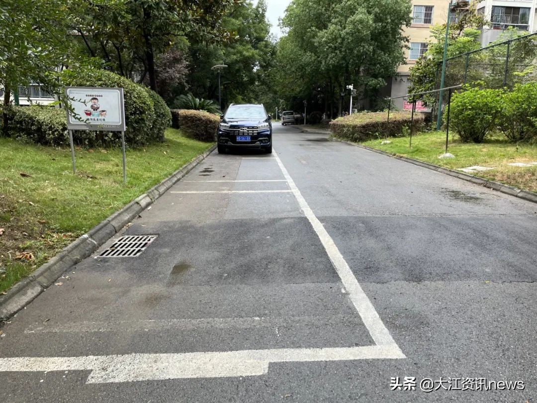 换了物业后这个小区焕然一新,换了物业的小区后来怎么样了