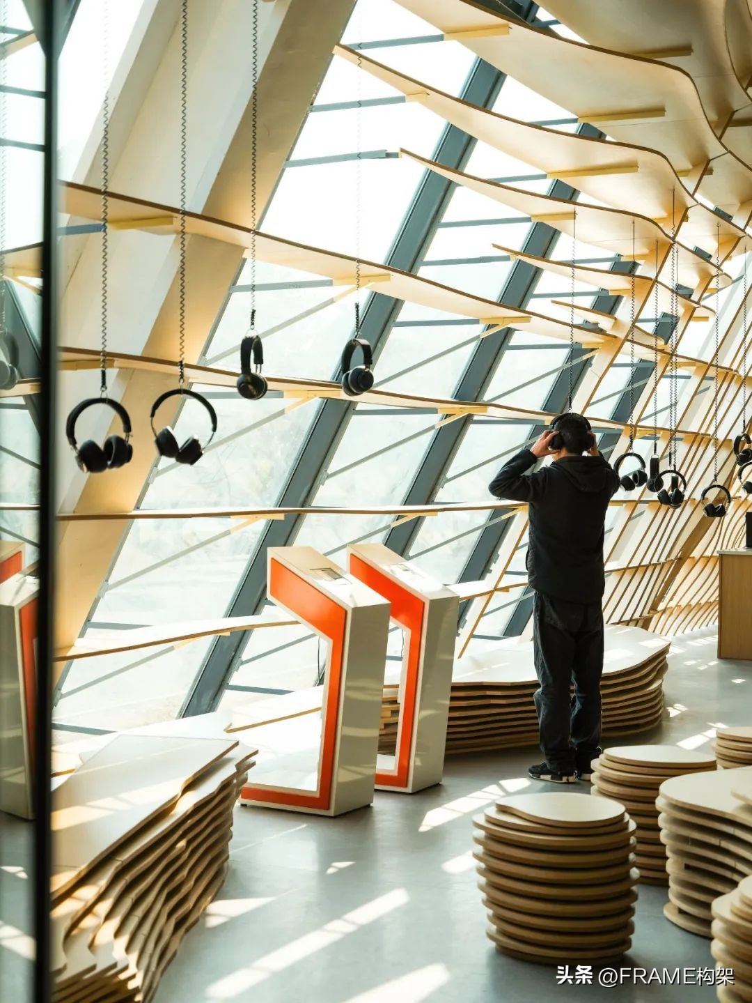 中国的网红书店,网红书店是颜值重要还是内涵重要