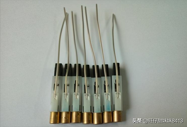 80后回顾八九十年代童年玩具，风靡一时都是回忆，一定有你玩过的