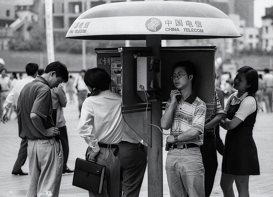 不同年代的人眼中的bb机,大哥大bb机现状