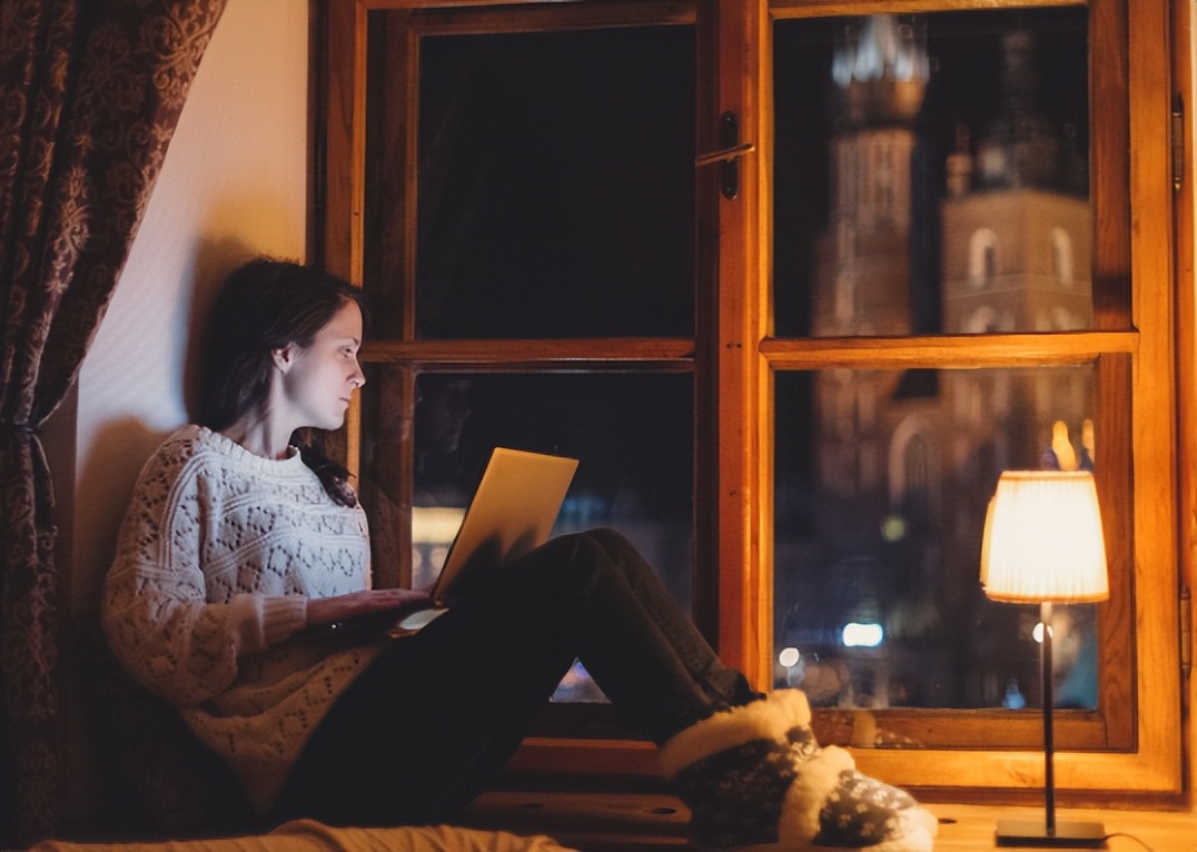 抑郁症患者拒绝社交,茧居族不出门不交往观看后感言