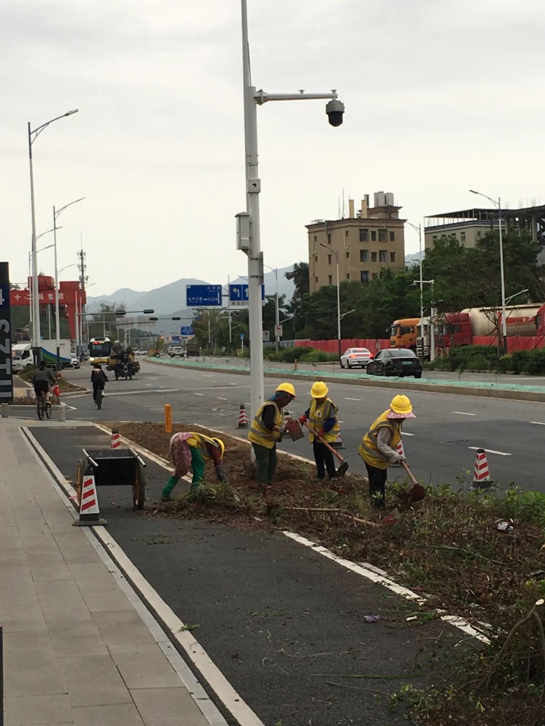旭光车行雅迪电动车,旭光单车