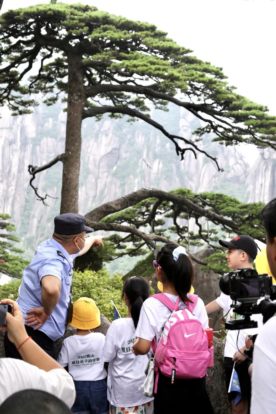 登山观日出云海,黄山观云朗诵合拍
