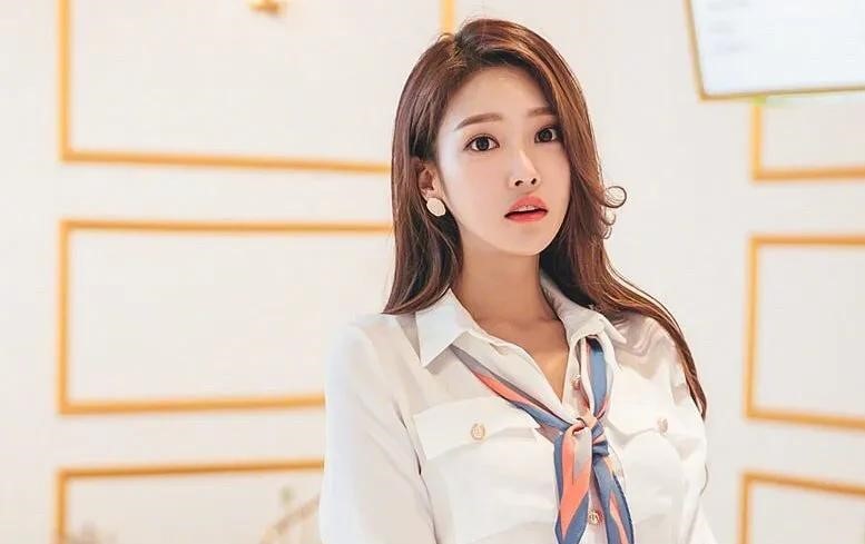 和别人聊天没有话题太尴尬怎么办,和女生聊天没话题了怎么幽默