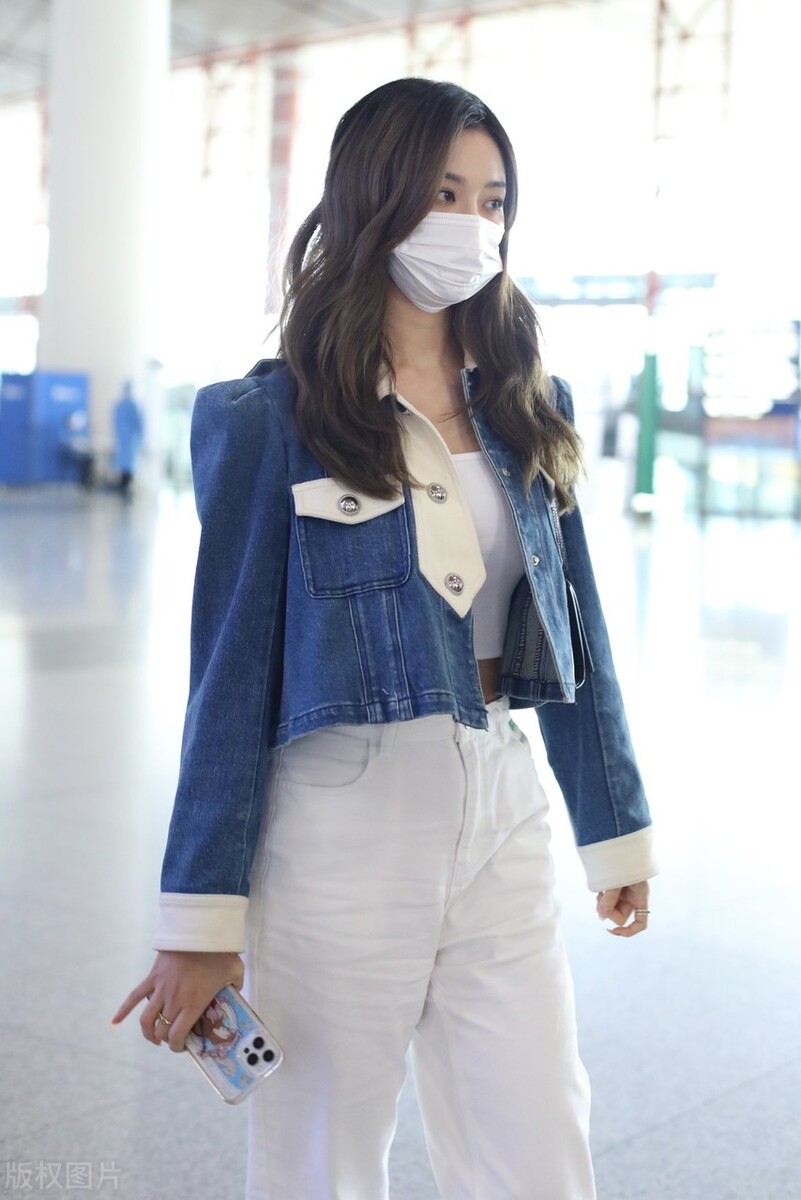 徐艺洋牛仔套装搭配,徐艺洋紧身牛仔裤穿搭