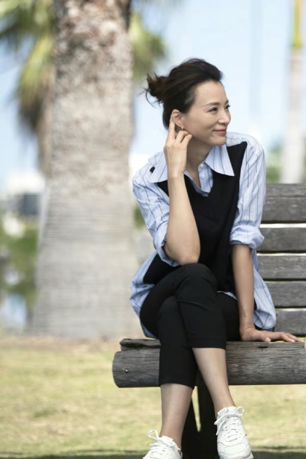 看董卿,看董卿才知道什么是真正的美