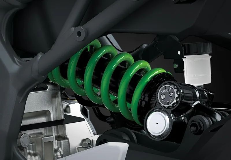 川崎zx4r发布本田cbr650r会降价么,川崎zx4r在泰国售价