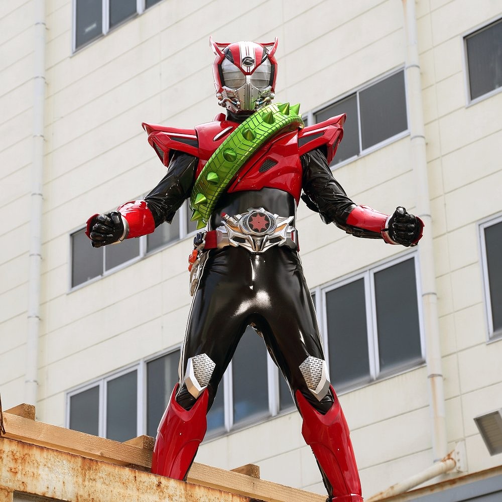 假面骑士Drive变档战车介绍——时髦尖钉！连坦克也能破坏