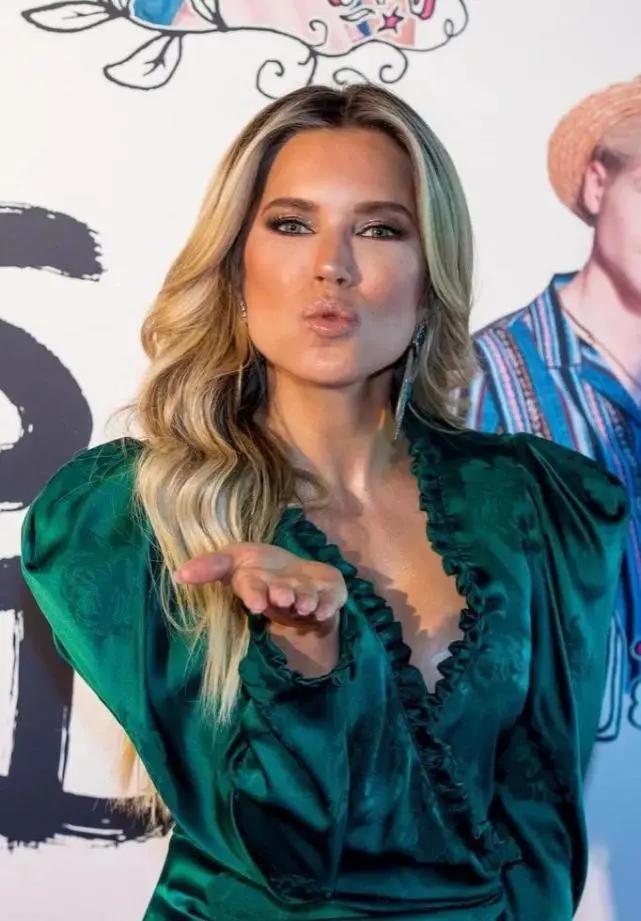 荷兰的女性漂亮吗,西欧美丽的女人图片