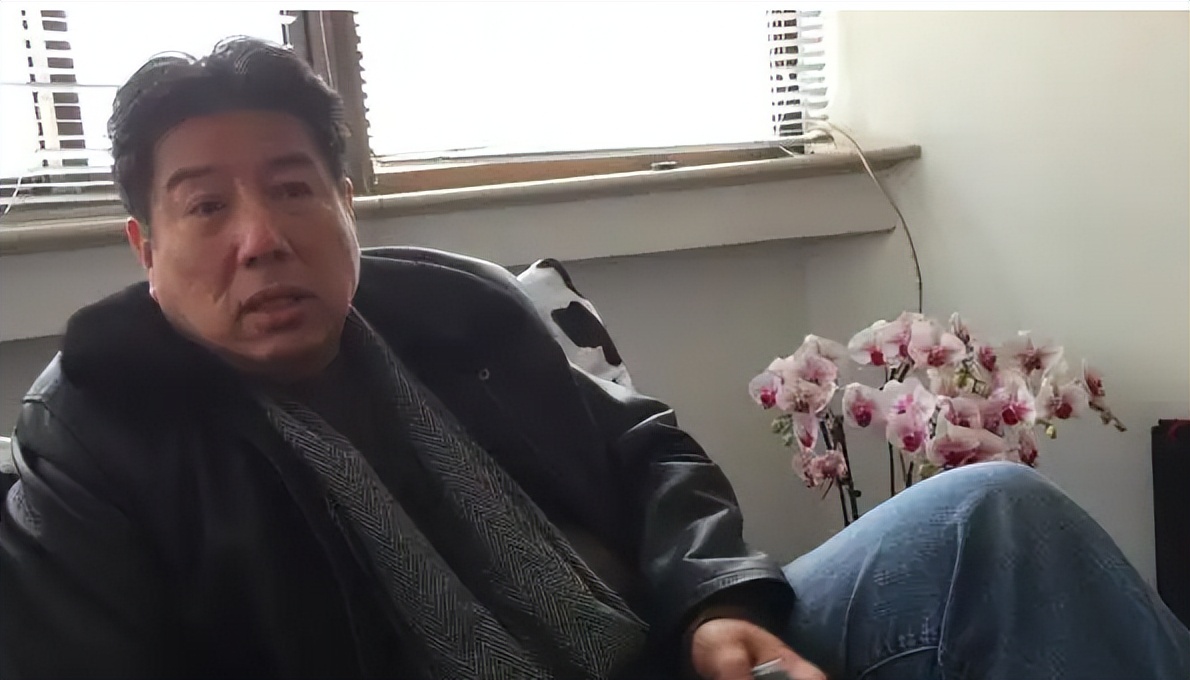 张灵甫长子53年参军退休是副厅级，幼子向国家索要300平方米老宅