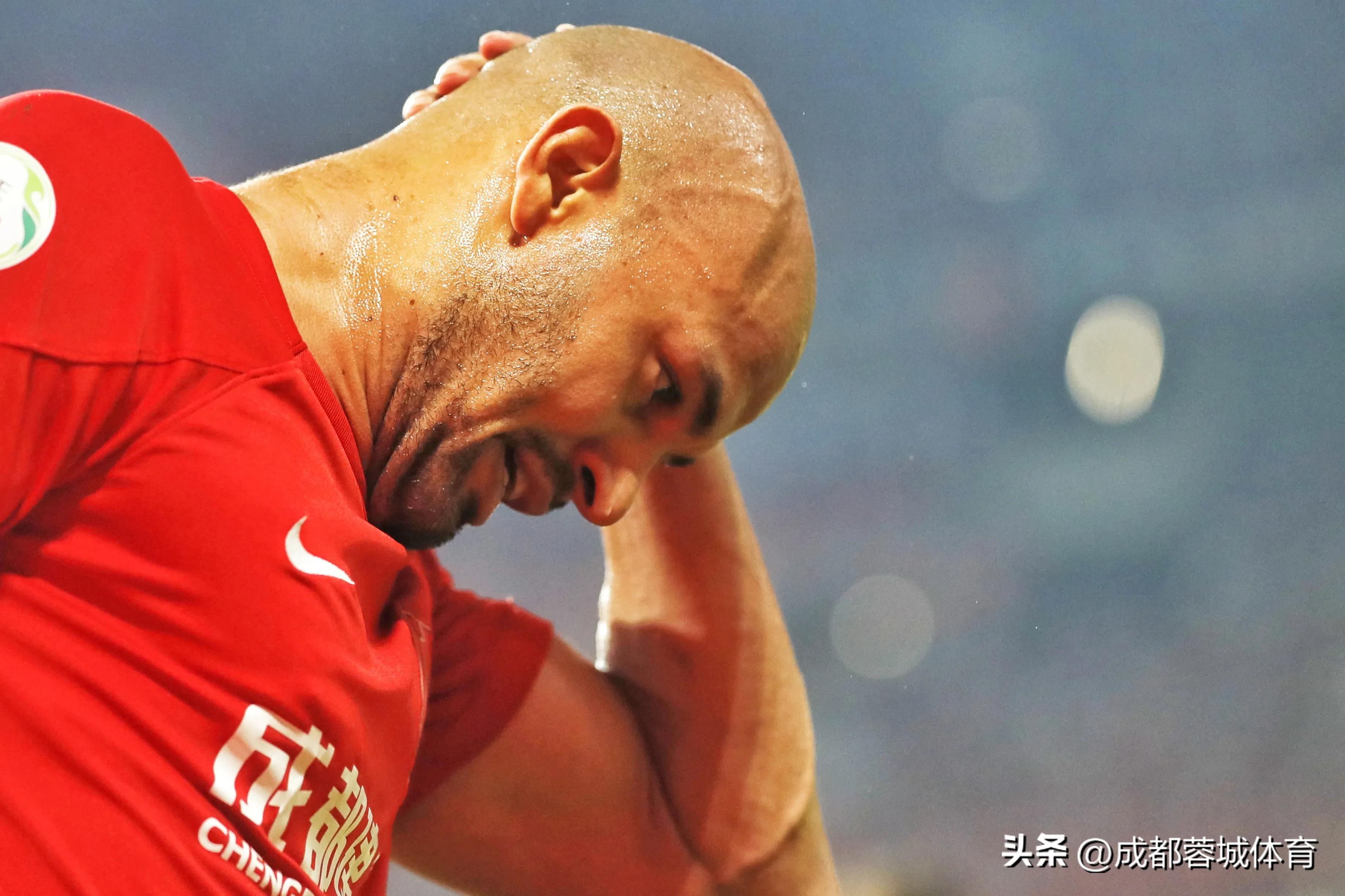 第12轮成都蓉城vs天津津门虎,天津津门虎半场0比1成都蓉城