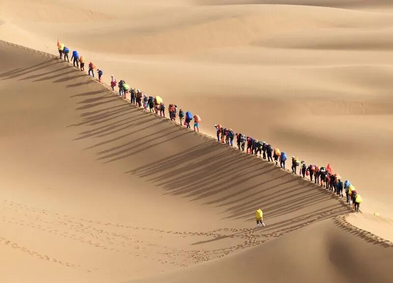 敦煌月牙泉镇最新规划,敦煌市鸣沙山月牙泉景区服务中心