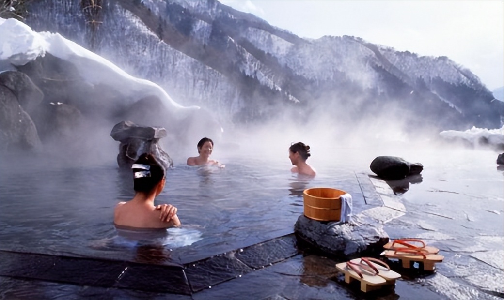 徜徉温泉馆,游剑河温泉城感受苗疆圣水