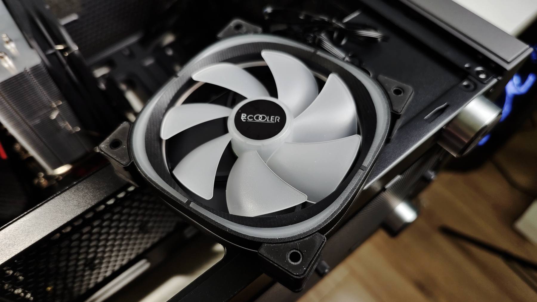 低调务实的办公电脑之选：超频三光愈2钛灰色机箱+EF120风扇