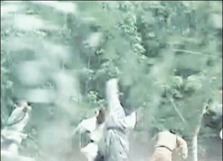 同样是演“俏罗成”，有人俊而不娘，有人油腻耍帅，放一起差距大