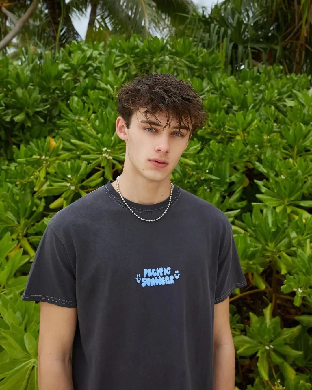 曾经颜值逆天的美少年,曾经的帅小伙如今已变了容颜