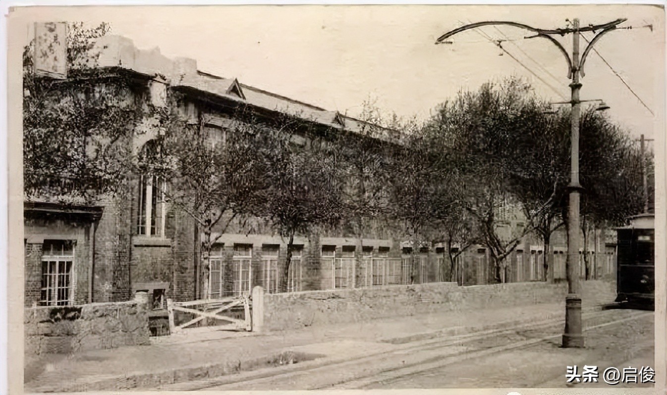 大连日本学校解放前,大连建立最早小学