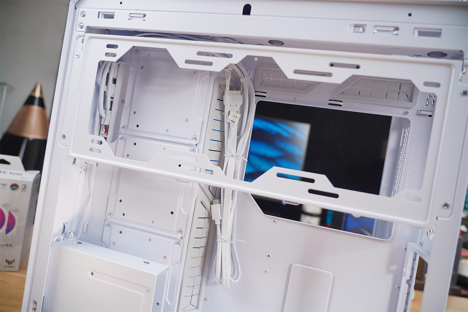 rogz690-a吹雪ddr4,rogz690吹雪d5