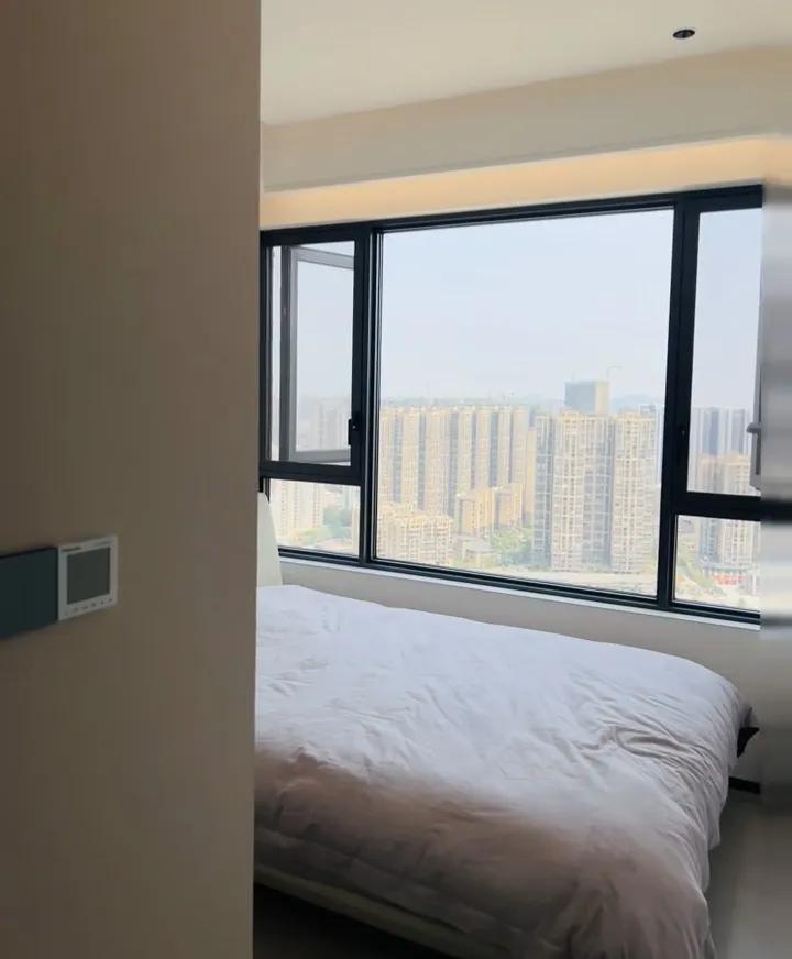 广东美女晒出自家120㎡新家:全屋没有一丝俗气,堪称装修教科书