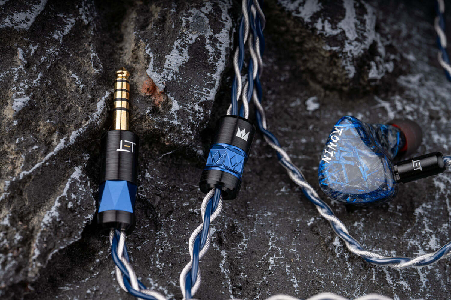 一款偏科得很精准的甜品级流行塞——NobleRonin