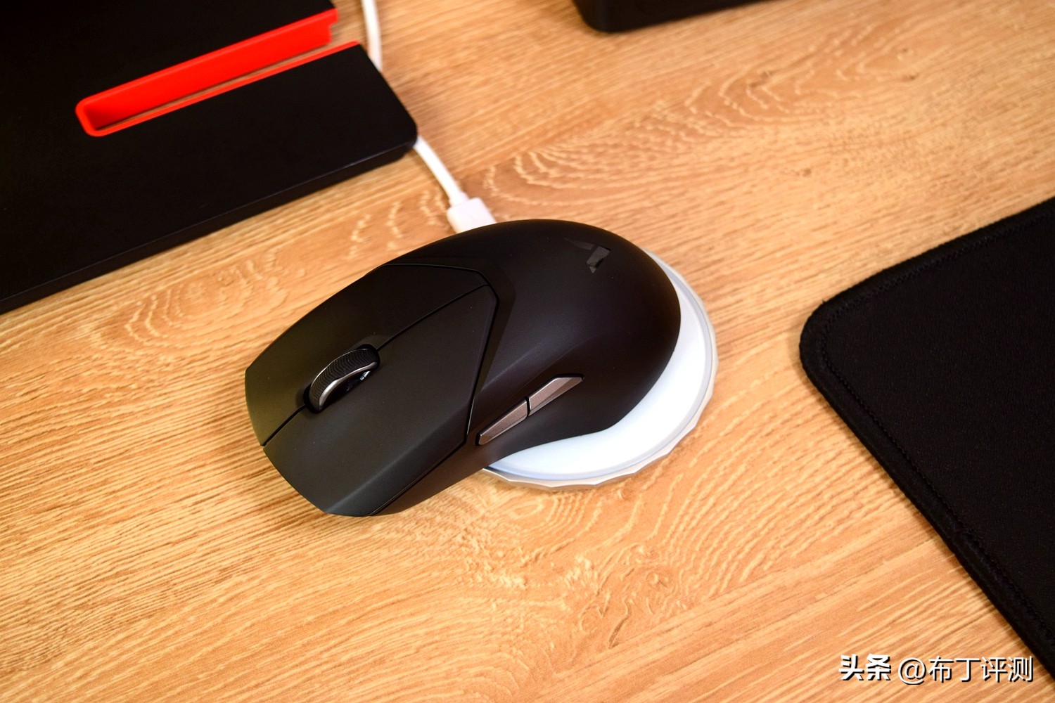 入门级无线游戏电竞鼠标,目前最好用的有线游戏鼠标