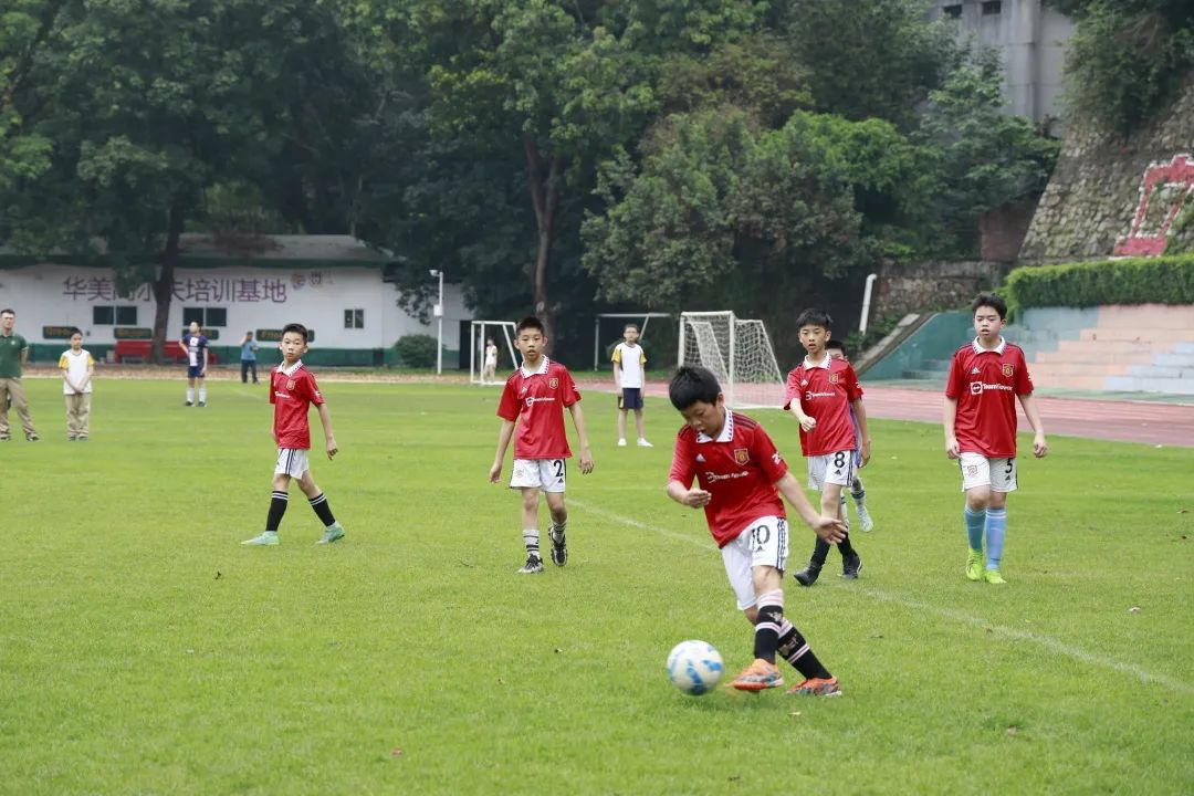 前方高能谁演的,前方高能校园歌手演唱瞬间