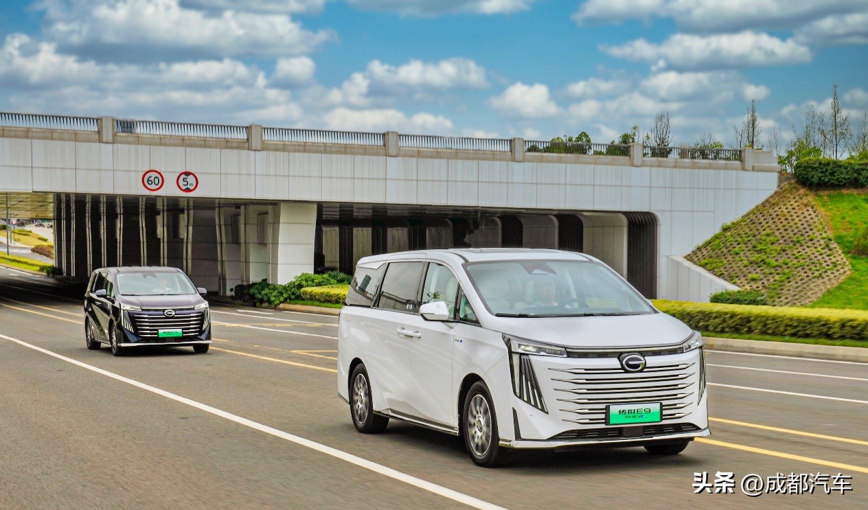 传祺e9腾势d9详细对比,传祺E9腾势D9测评视频