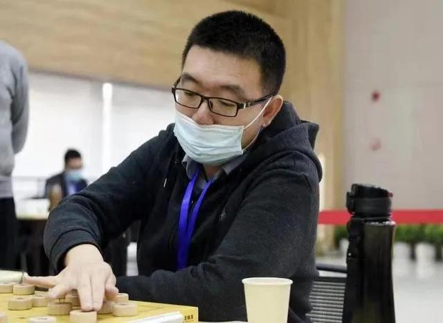 中国象棋怎么才能成为特级大师,特级象棋大师一般走什么开局
