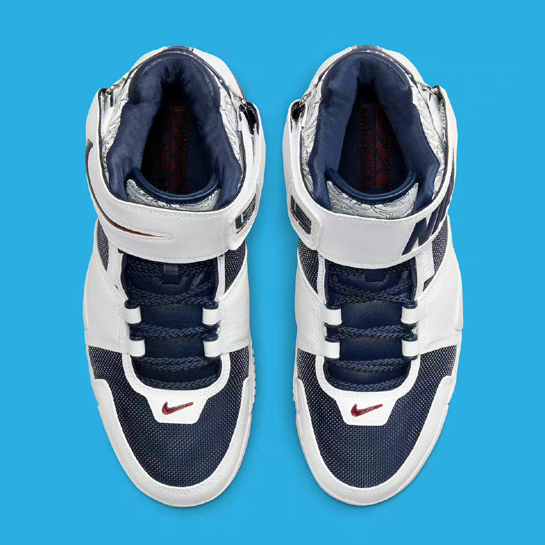 耐克欧文kyrie4,耐克詹姆斯最新上脚