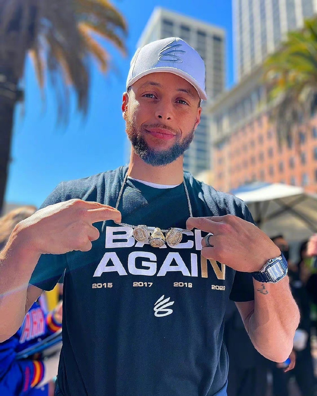 全美直播！维金斯一身匹克汤普森良心代言人国产两大品牌赚翻了