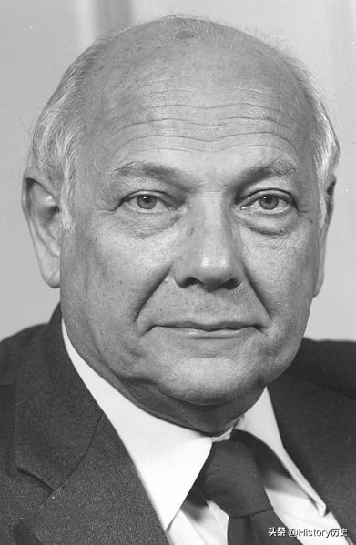 苏里南为什么花了350亿,苏里南荷兰