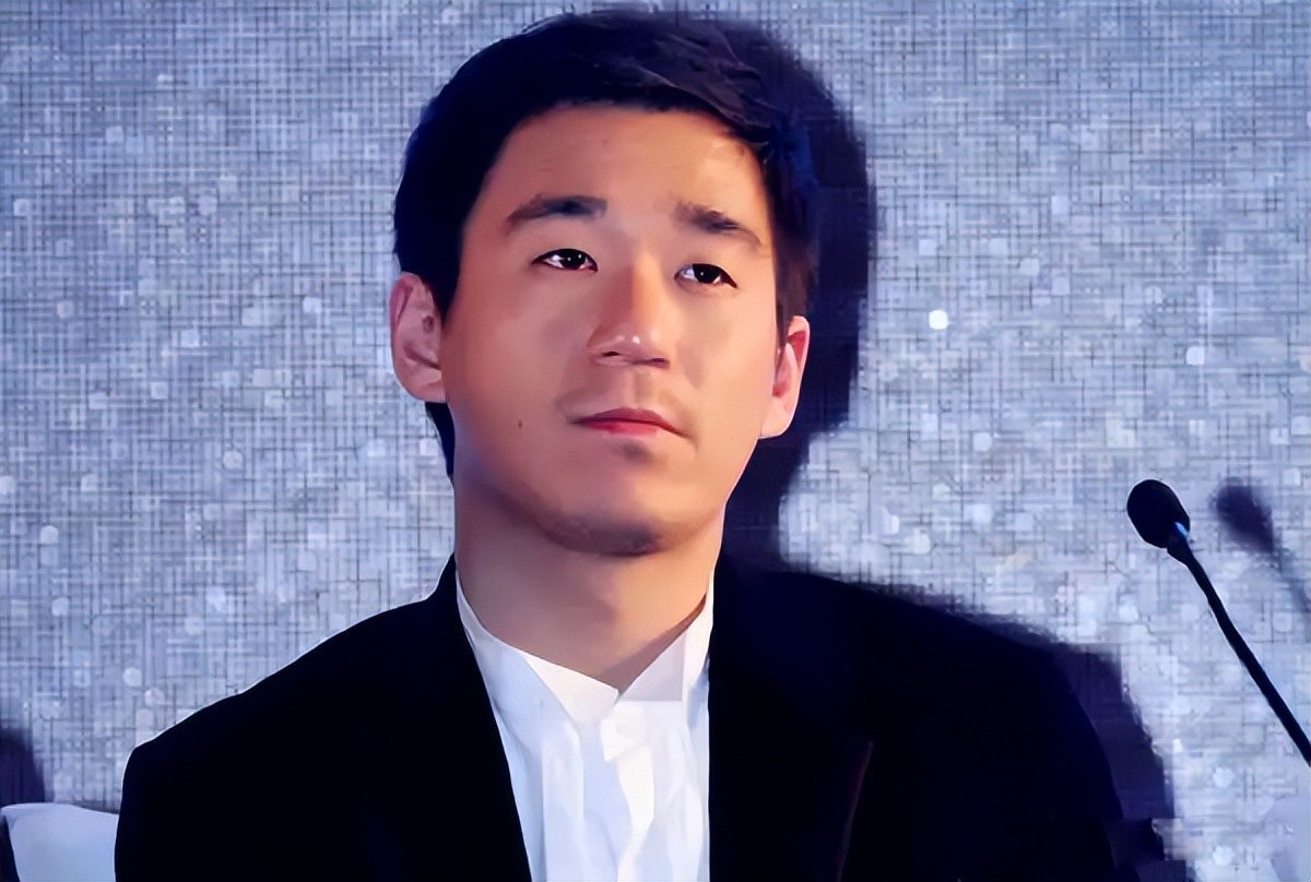 童瑶被张默打后如何翻身,童瑶哪一年被张默打的