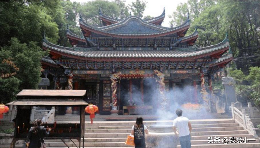 云南古建筑名单大全,云南古滇墓葬群