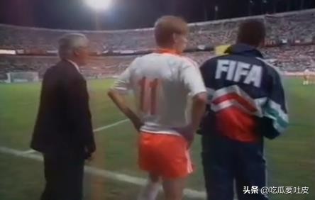 世界杯小历史,1990年世界杯F组篇,荷兰再内讧?无奈平埃及