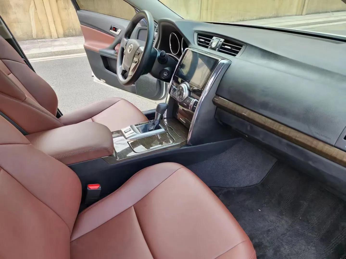 丰田锐志2.5v6,丰田锐志13款2.5菁锐版介绍