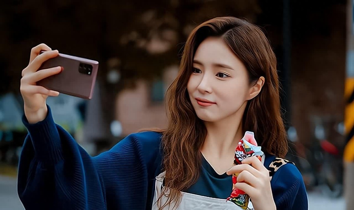 婆婆总说腰疼干不了家务,婆婆腰疼还要干活