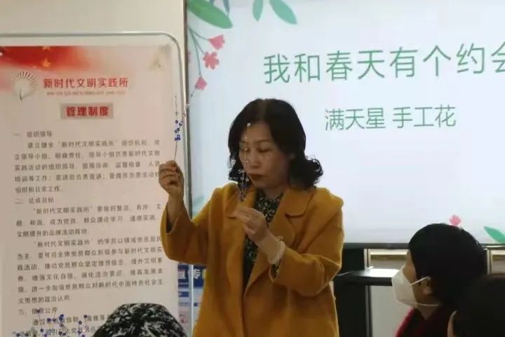 暖心摆渡架起警民连心桥,便民服务站架起干群连心桥