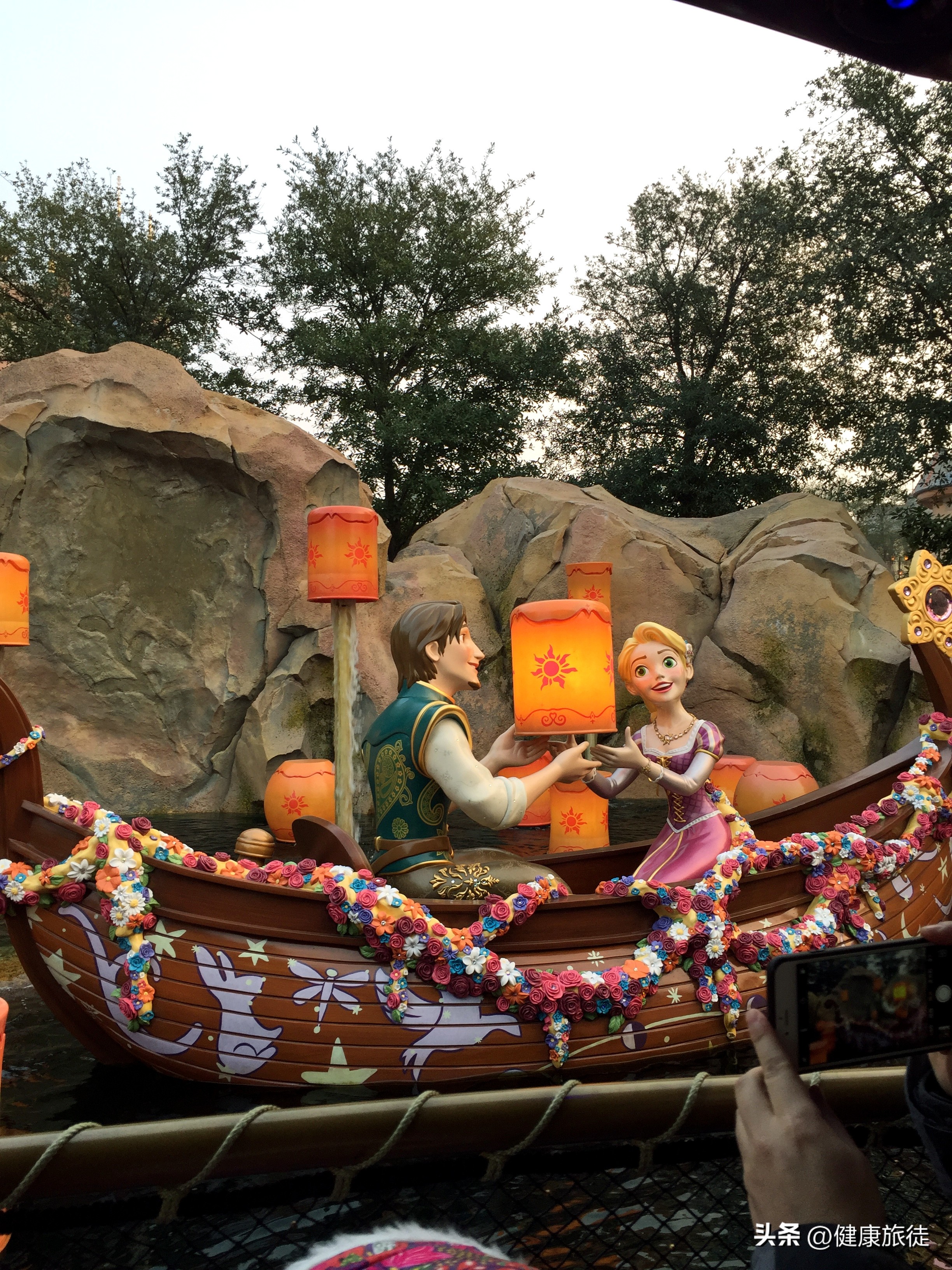 上海迪士尼乐园夏日狂欢盛宴,上海迪士尼乐园七大主题乐园介绍