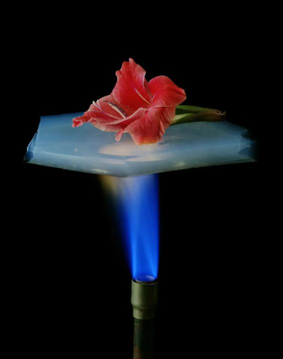 新型材料气凝胶的科普介绍,气凝胶是高科技吗