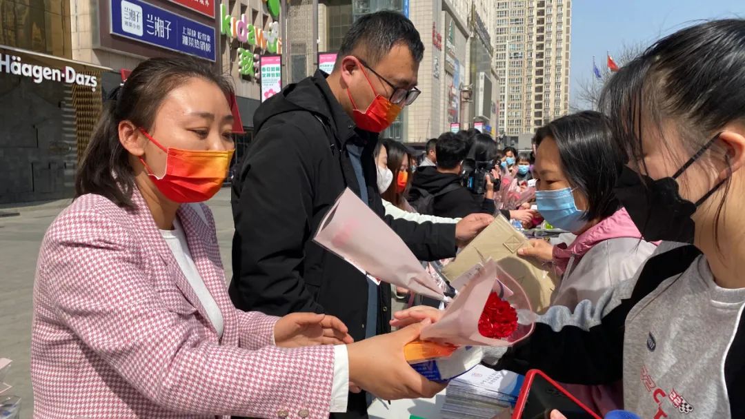 我们的节日妇女节活动,多彩活动迎接三八国际妇女节